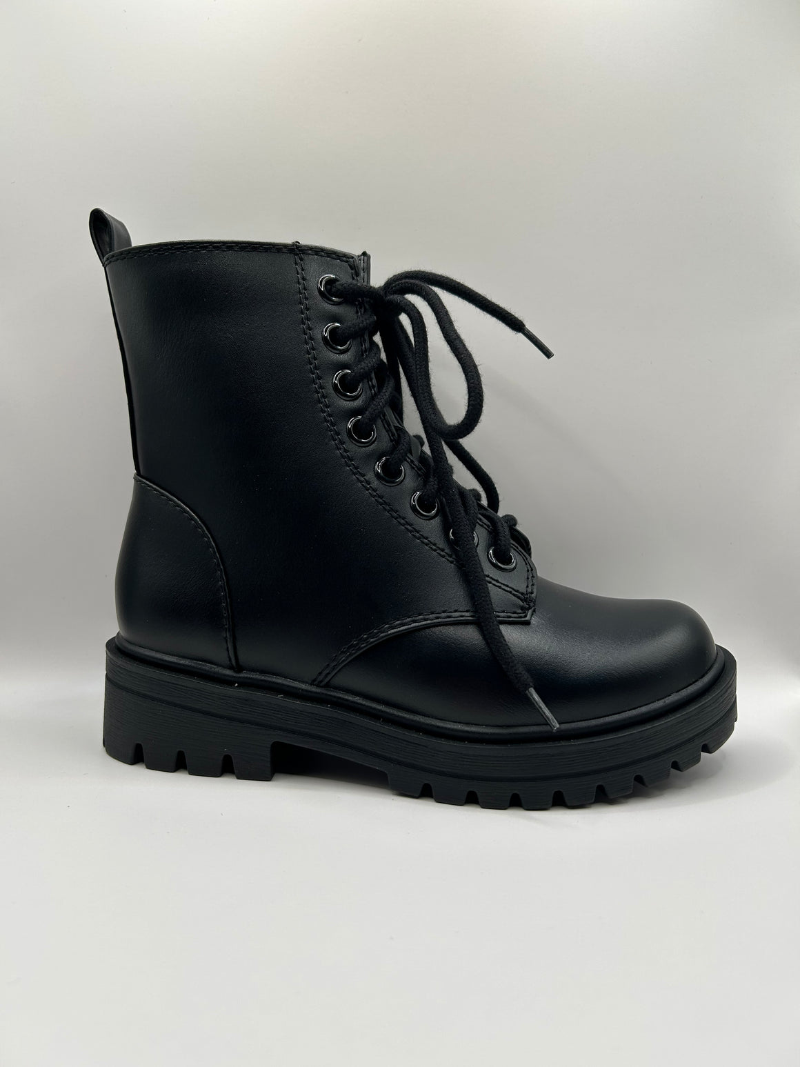 Classic Combat Boot (BLACK)