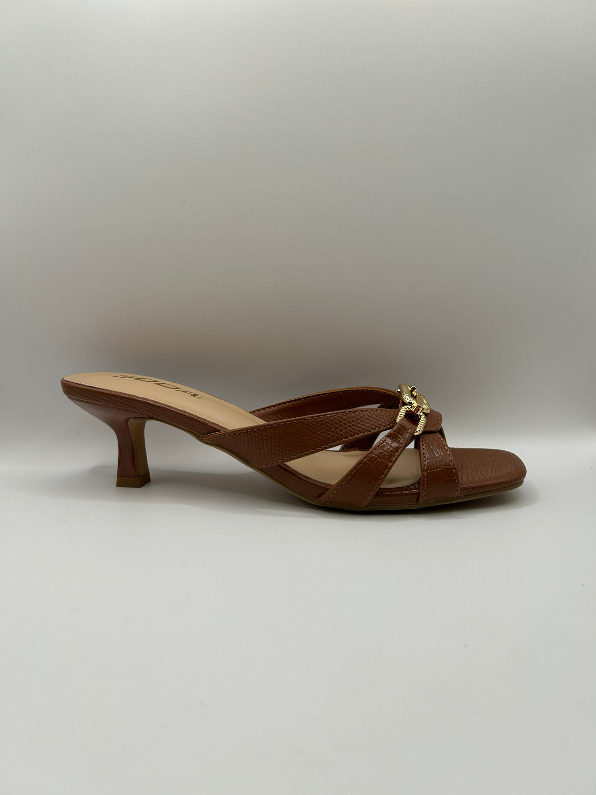 Link Accent Strappy Slip-On Kitten Heel (TAN)