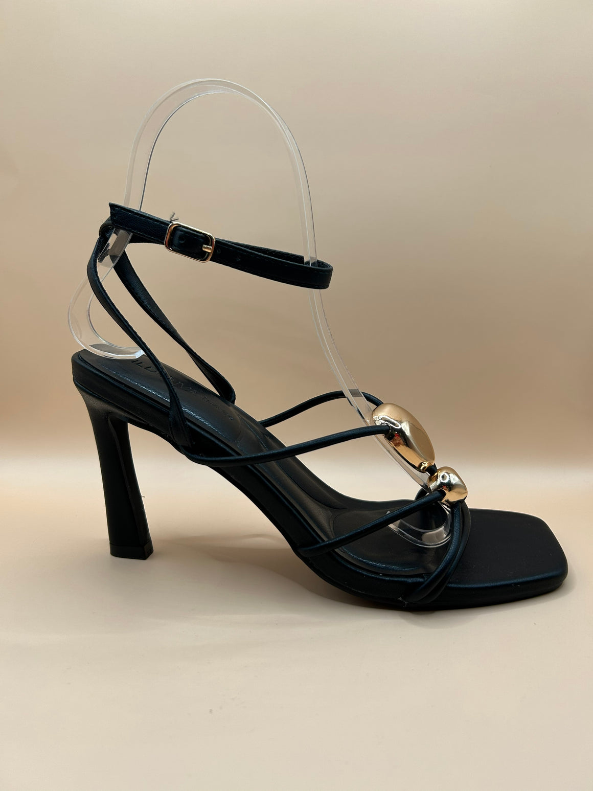Strappy Metallic Bead Dress Sandal (BLACK)