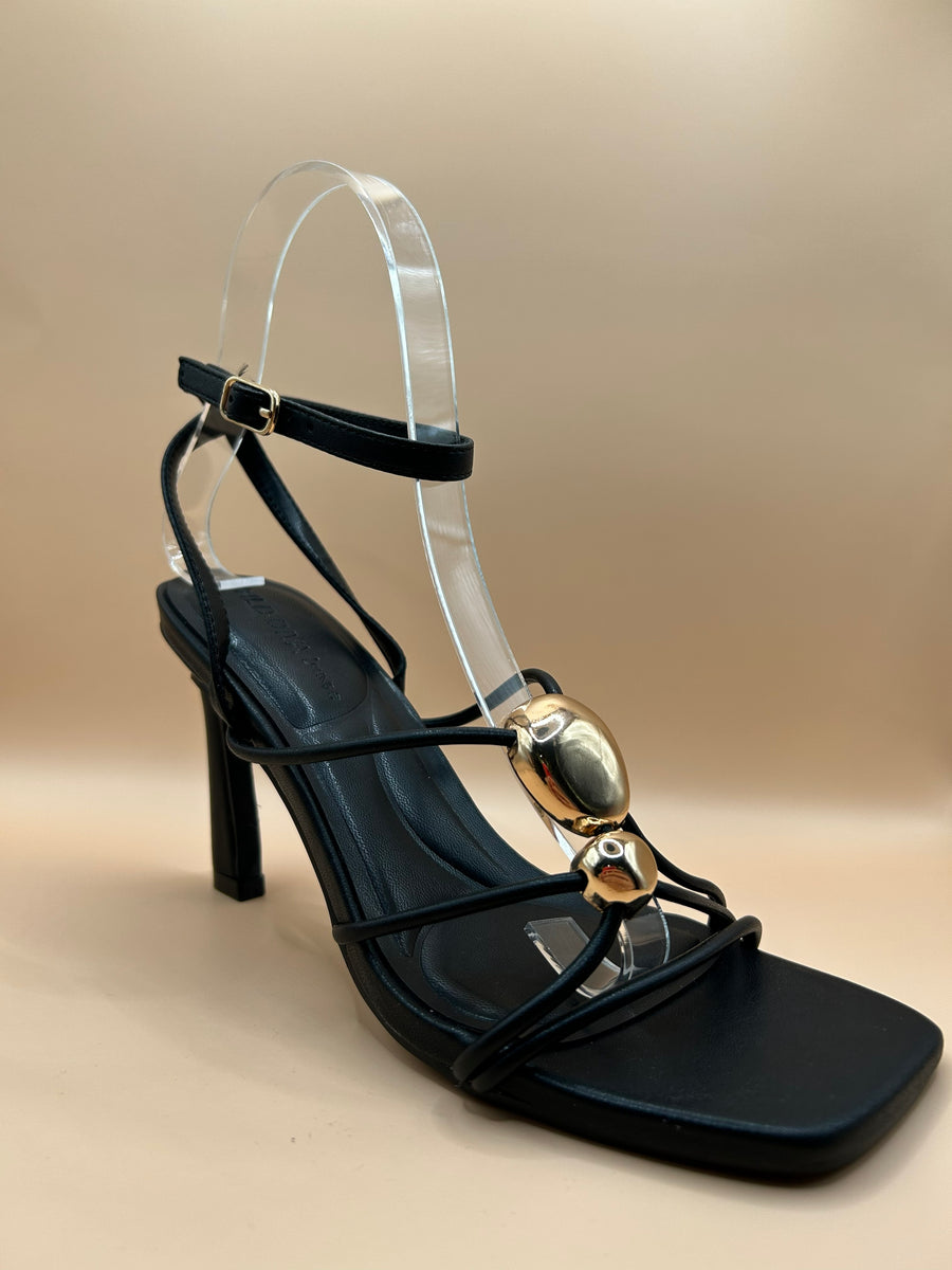 Strappy Metallic Bead Dress Sandal (BLACK)