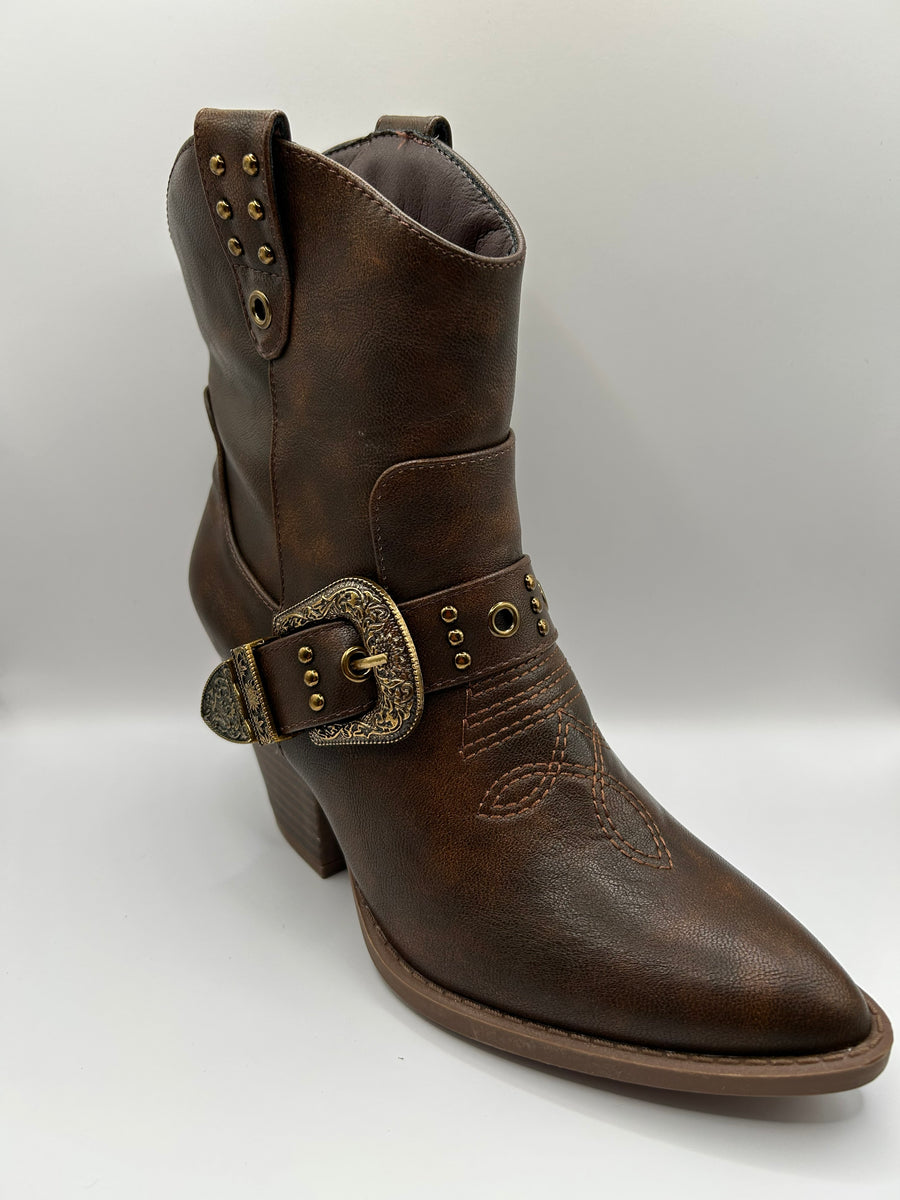 Western Buckle Ankle Cowboy Boot (BROWN)