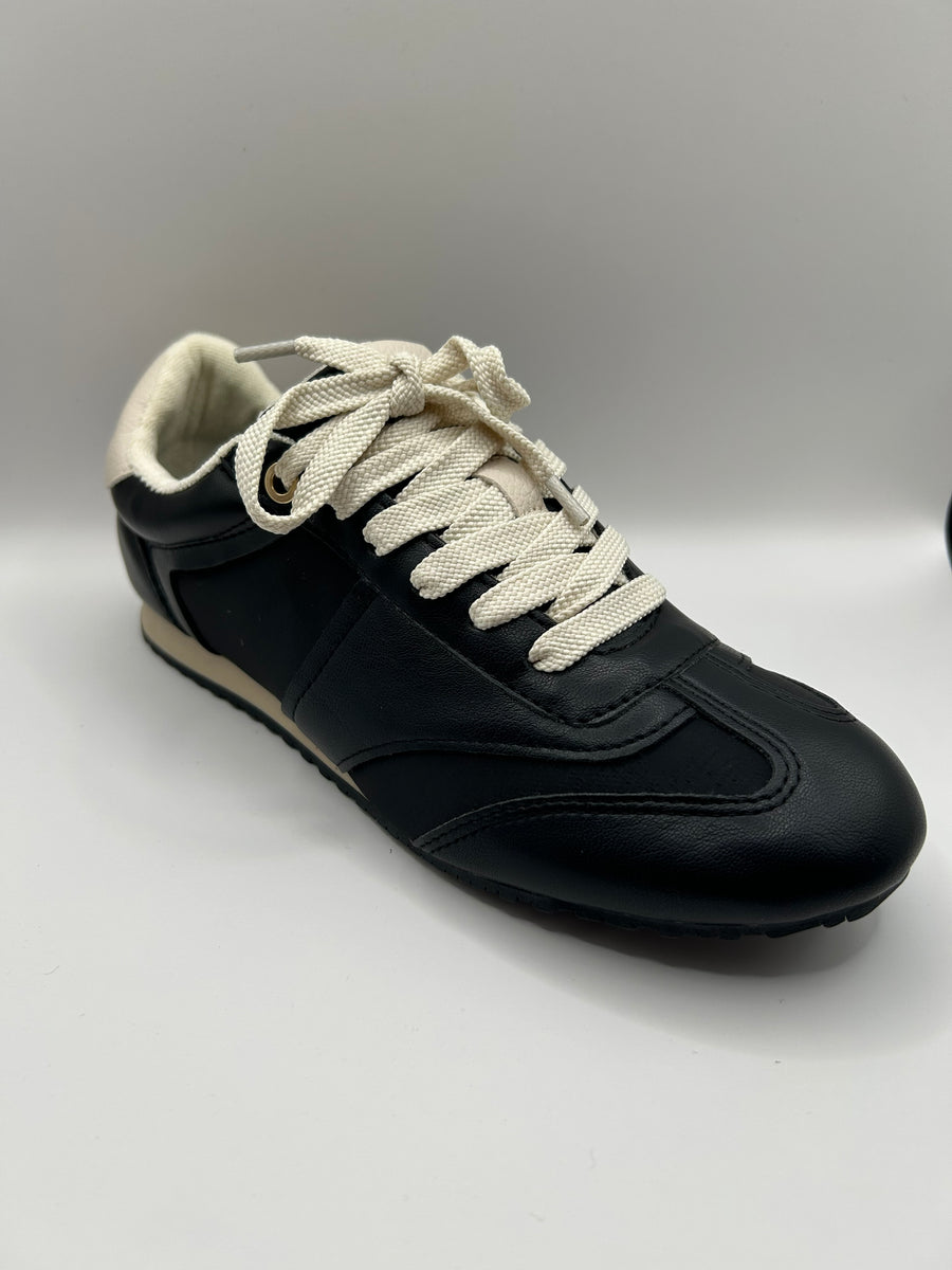 Slim Retro Sneaker (BLACK)