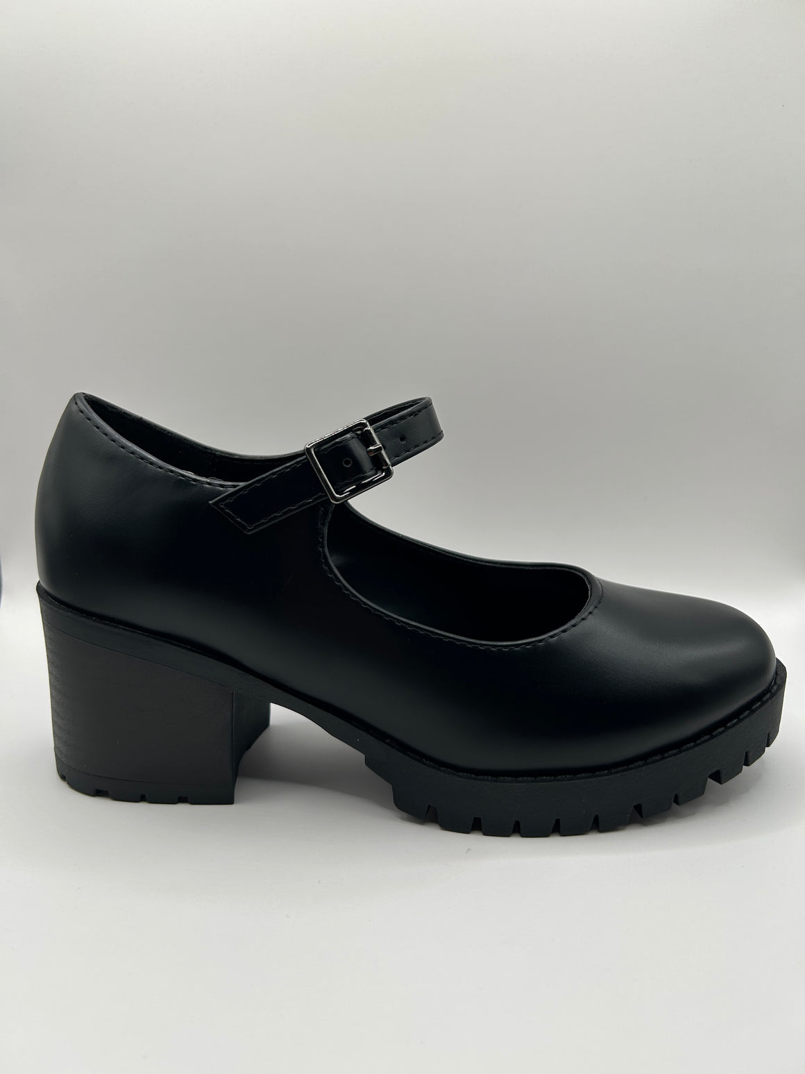 Lug Sole Mary Jane Pump (BLACK)