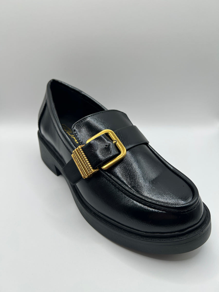 Buckle Accent Dress Loafer (BLACK)