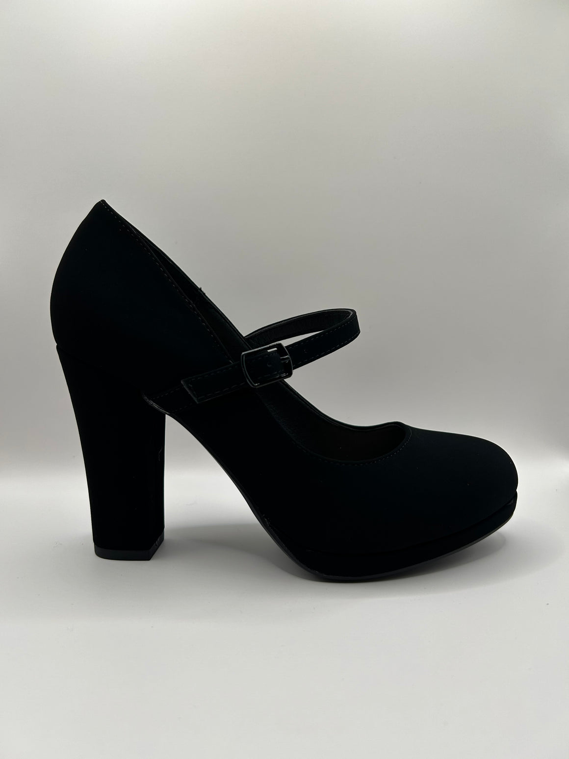 Classic Mary Jane Platform Pump (BLACK)