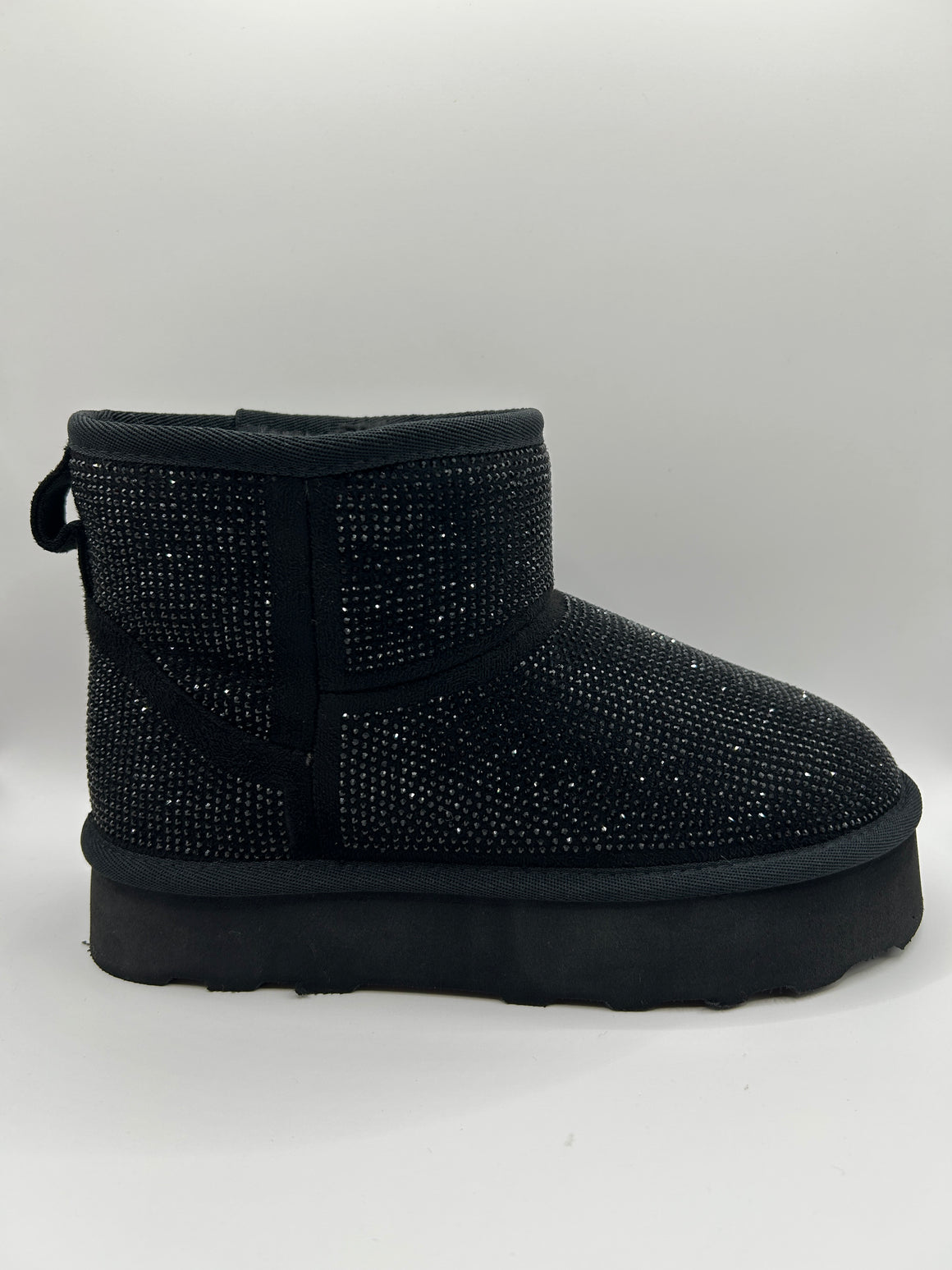 Rhinestone Platform Pull-On Snow Boot (BLACK/BLACK)