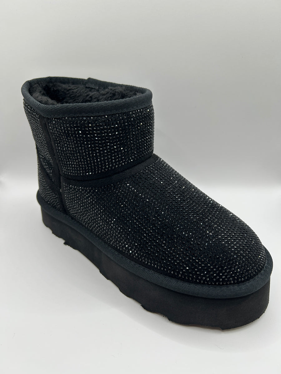 Rhinestone Platform Pull-On Snow Boot (BLACK/BLACK)