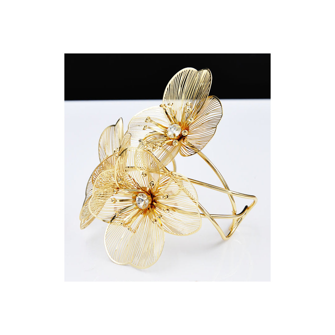 Metal Flower Cuff Fashion Bracelet (GOLD TONE)