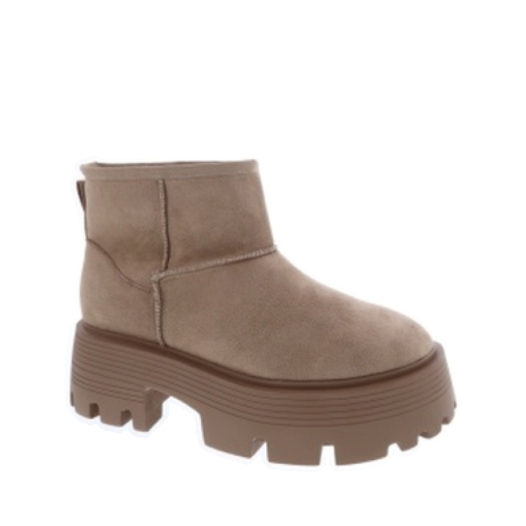Platform Lug Sole Slip-On Ankle Snow Boot (TAUPE)