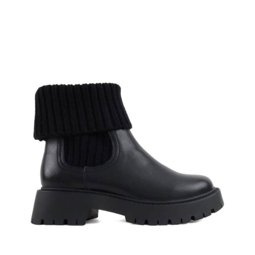 Knit Cuff Lug Sole Ankle Boot (BLACK)