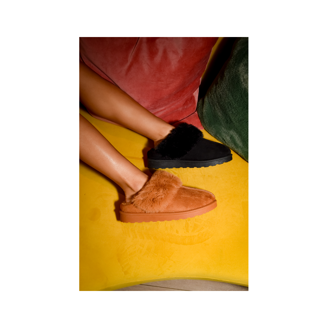 Faux Fur Lined Mule Slipper (CHESTNUT)