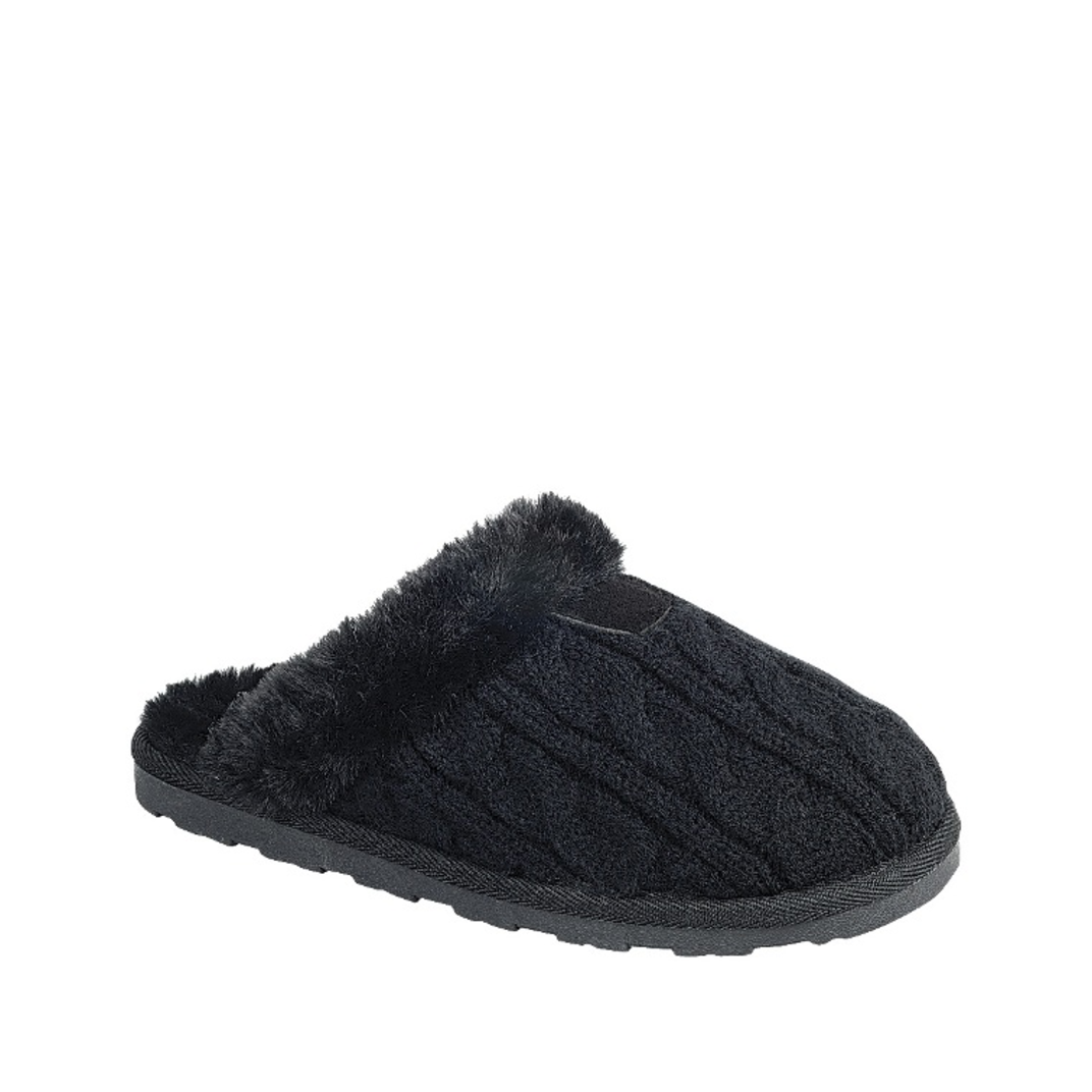 Cable Knit Faux Fur Lined Slipper (BLACK)