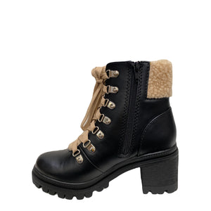 Felt Lined Lace Up Ankle Boot (BLACK)